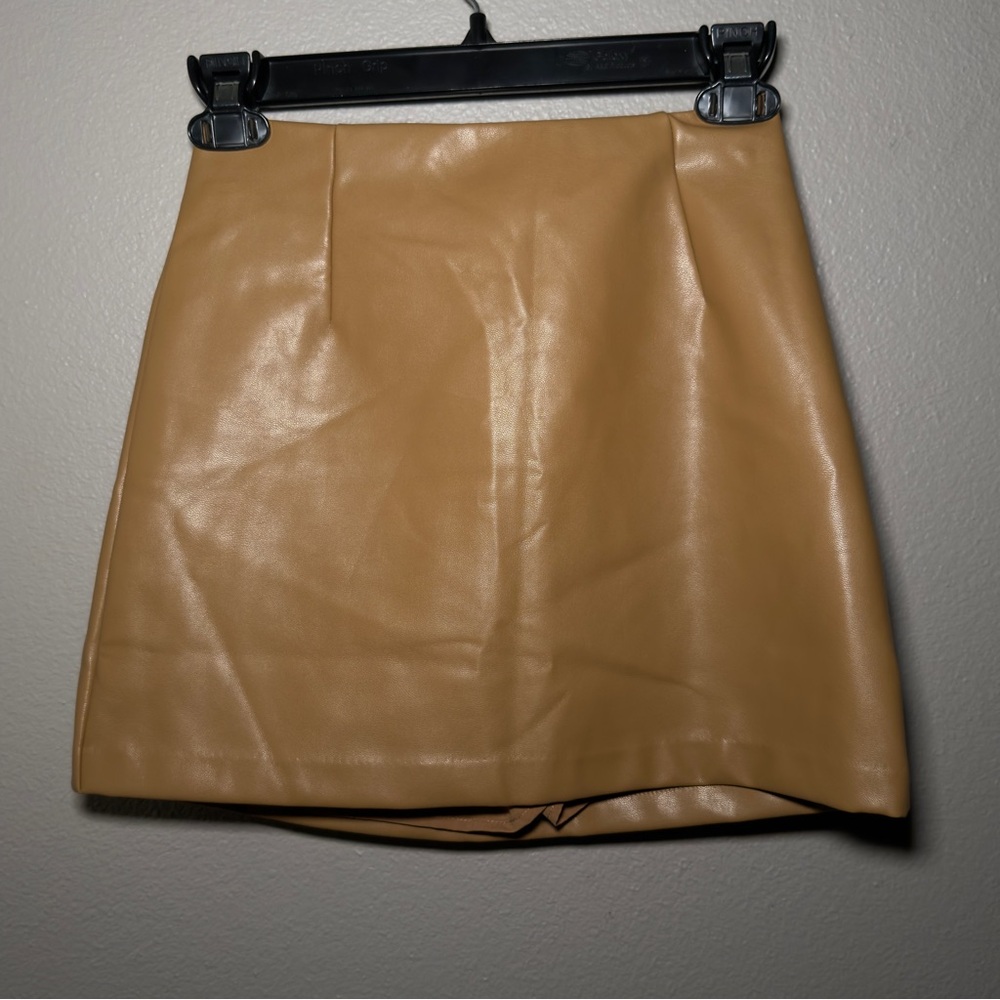 NWT Abercrombie & Fitch Women's Brown Faux Leather A-Line Skirt